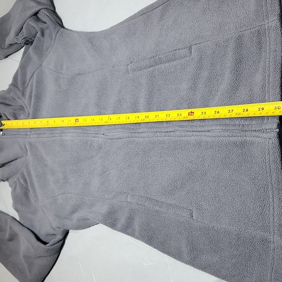 Zip-up Bench Sweater - Picture 16 of 16